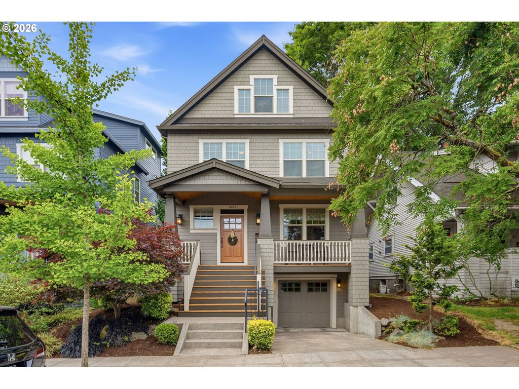 1634 Se SPOKANE St, Portland, OR 97202