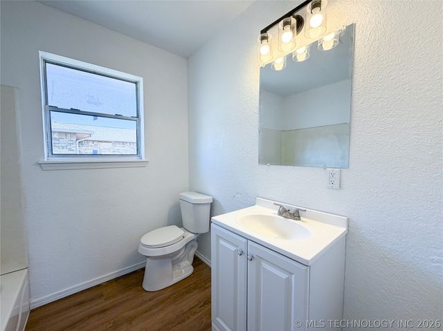 422 E 24th Street, Okmulgee, OK 74447