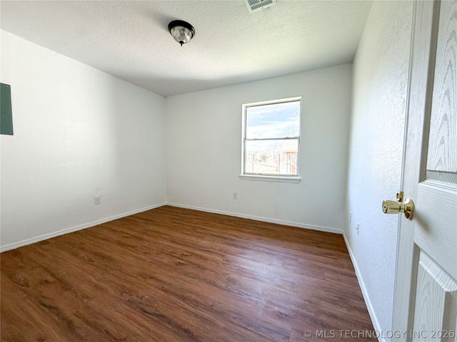 422 E 24th Street, Okmulgee, OK 74447