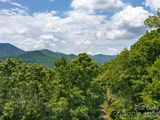21 Long Winding Road 4,5, Sylva, NC 28779