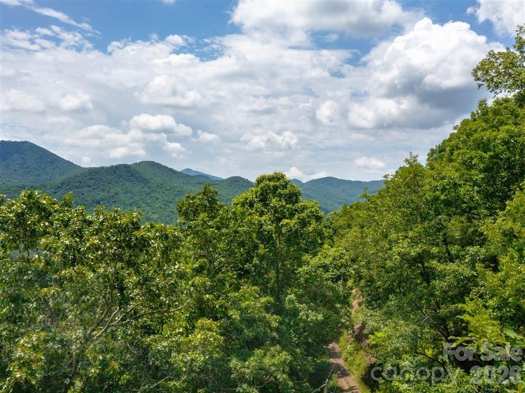 21 Long Winding Road 4,5, Sylva, NC 28779