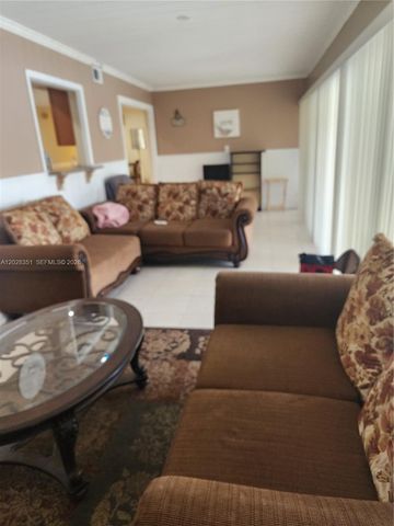 6311 NW 71st Avenue, Tamarac, FL 33321