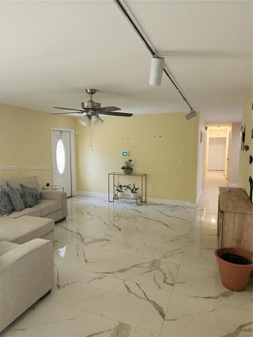6311 NW 71st Avenue, Tamarac, FL 33321