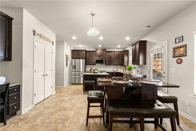 3715 SW Ridge Bluff, Gainesville, GA 30507