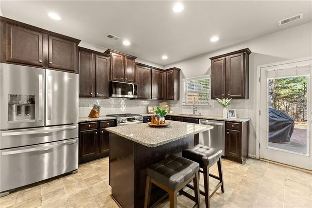 3715 SW Ridge Bluff, Gainesville, GA 30507