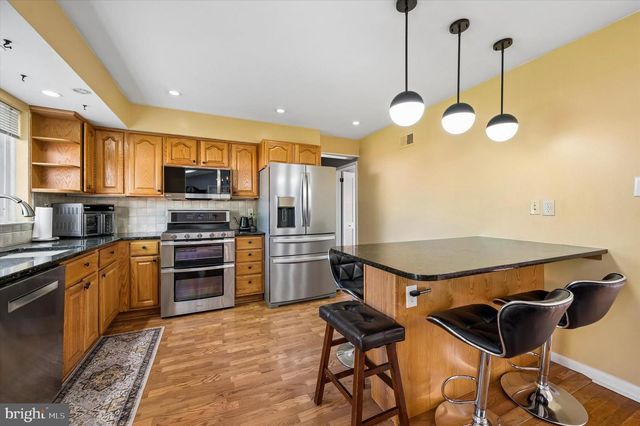 3002 MEREDITH LN, Plymouth Meeting, PA 19462