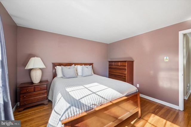 3002 MEREDITH LN, Plymouth Meeting, PA 19462