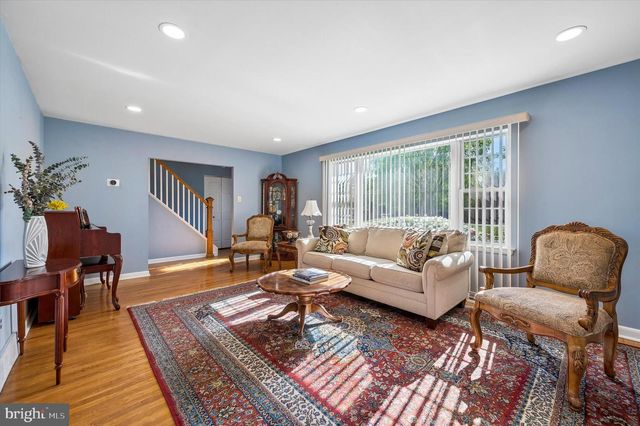 3002 MEREDITH LN, Plymouth Meeting, PA 19462