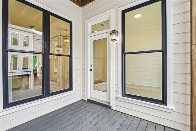 350 Crimson Pine Alley 17, Alpharetta, GA 30009