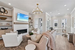350 Crimson Pine Alley 17, Alpharetta, GA 30009