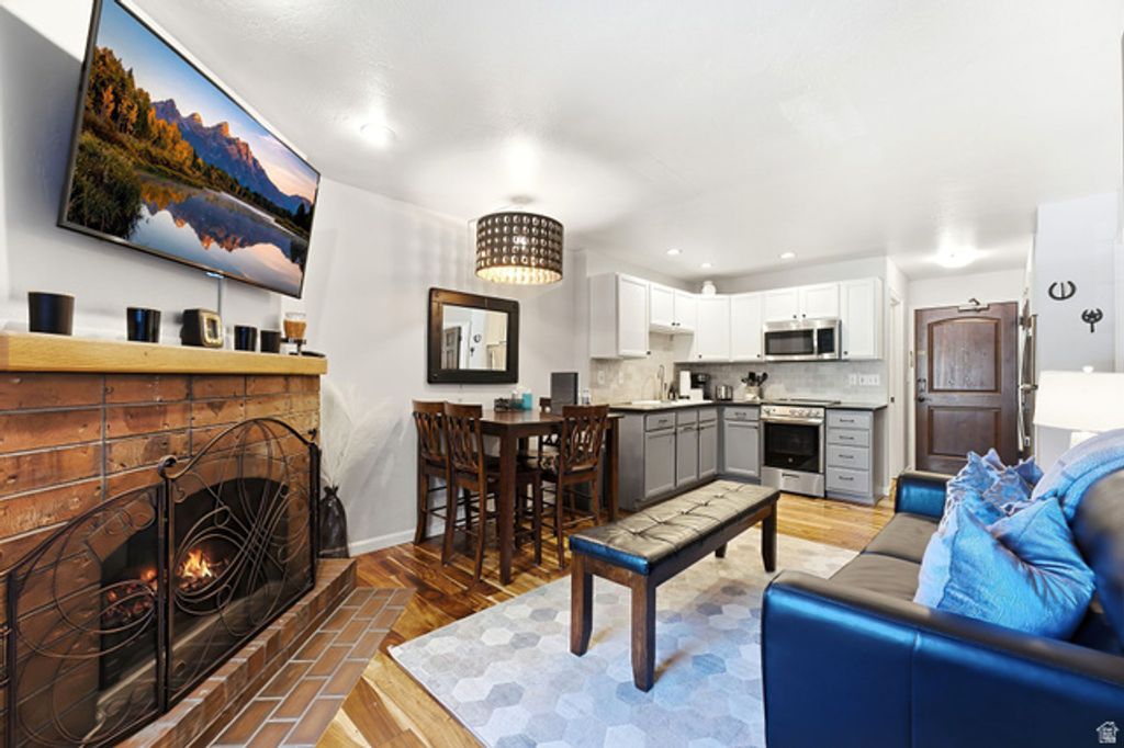 1637 SHORTLINE RD #108, Park City, UT 84060 — photo 3
