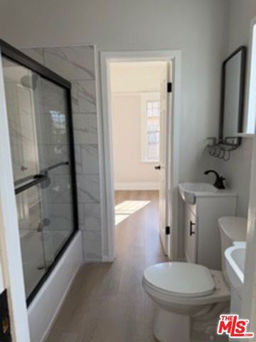 448 E 48th Street, Los Angeles, CA 90011