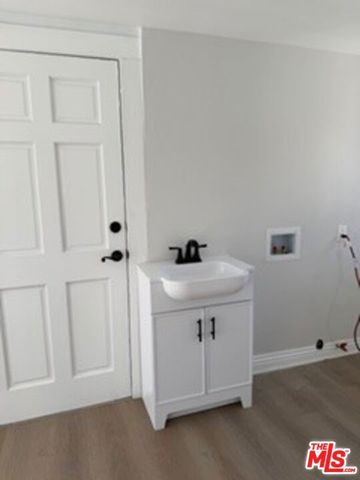 448 E 48th Street, Los Angeles, CA 90011