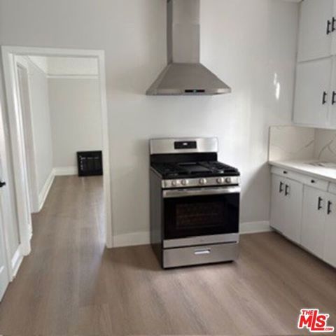 448 E 48th Street, Los Angeles, CA 90011