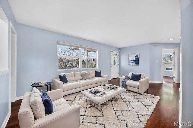 879 Starlight Drive, St Charles, MO 63304