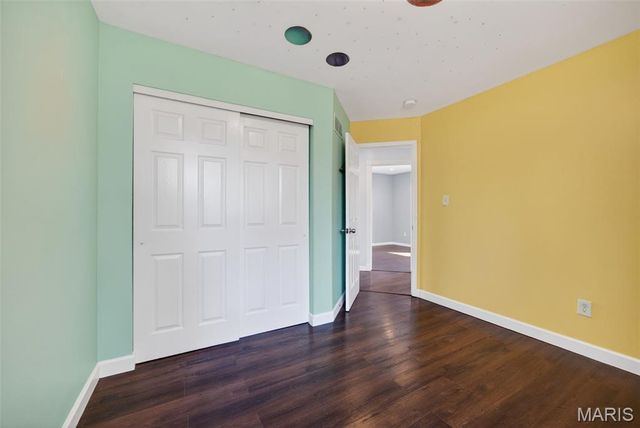 879 Starlight Drive, St Charles, MO 63304