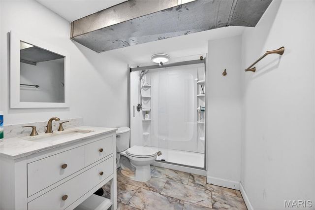 879 Starlight Drive, St Charles, MO 63304