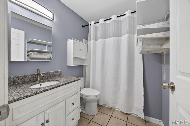 879 Starlight Drive, St Charles, MO 63304