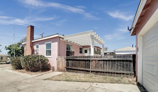 4746 Beech, San Diego, CA 92102
