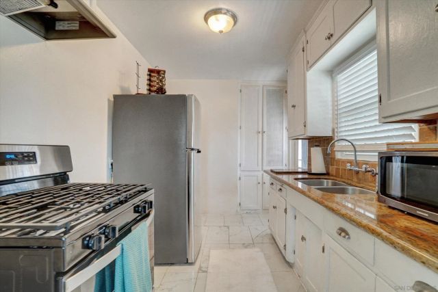 4746 Beech, San Diego, CA 92102