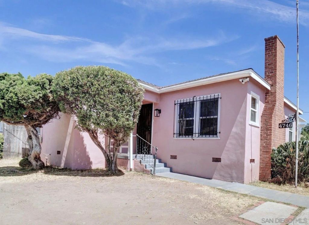 4746 Beech, San Diego, CA 92102