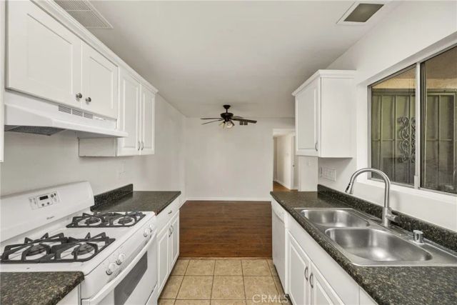 1380 Cabrillo Park G, Santa Ana, CA 92701