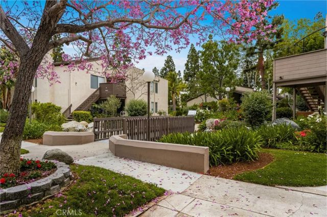 1380 Cabrillo Park G, Santa Ana, CA 92701