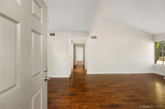 1380 Cabrillo Park G, Santa Ana, CA 92701