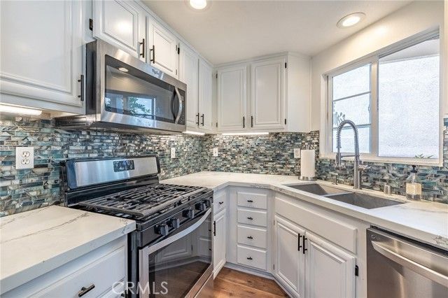 63 Poppyfield Lane, Rancho Santa Margarita, CA 92688