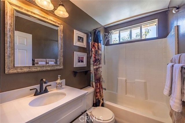 63 Poppyfield Lane, Rancho Santa Margarita, CA 92688