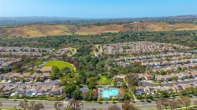 63 Poppyfield Lane, Rancho Santa Margarita, CA 92688