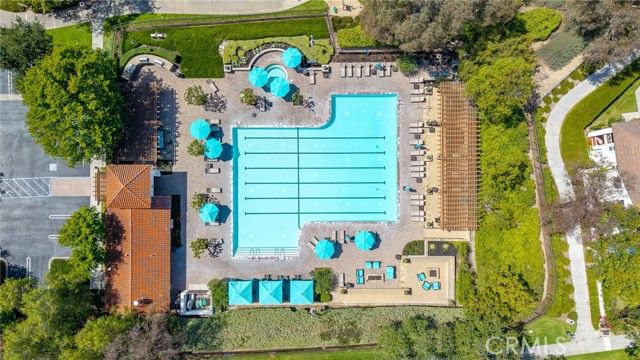 63 Poppyfield Lane, Rancho Santa Margarita, CA 92688