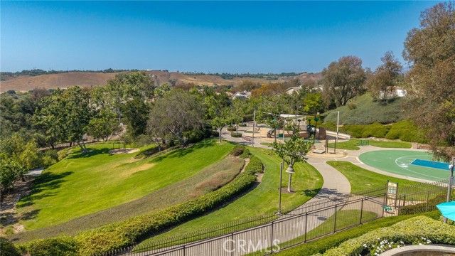 63 Poppyfield Lane, Rancho Santa Margarita, CA 92688