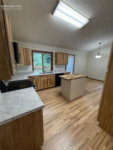 6840 Delmonico Drive, Colorado Springs, CO 80919