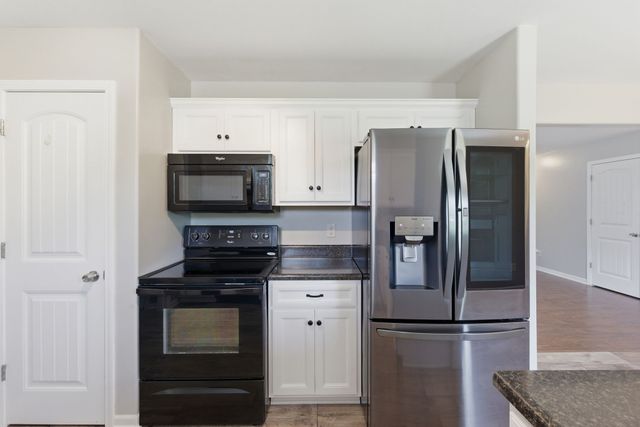 1010 Meridian Dr, Castalian Springs, TN 37031