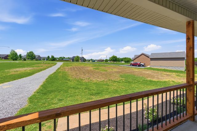 1010 Meridian Dr, Castalian Springs, TN 37031