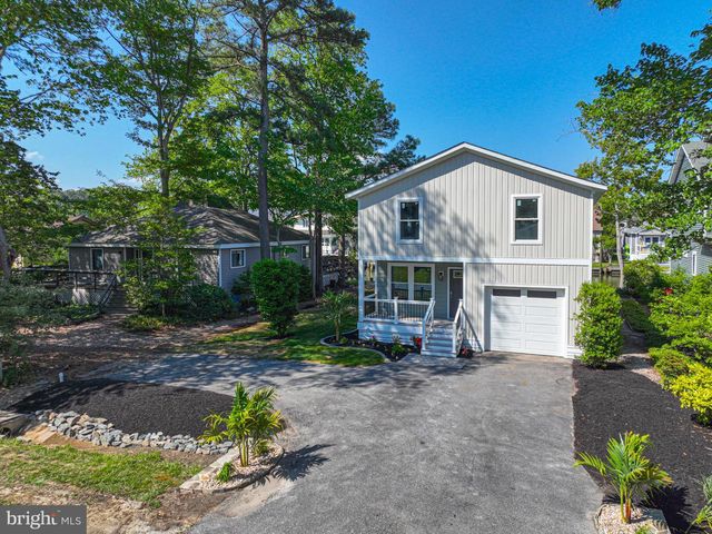 8 GRAND PORT RD, Ocean Pines, MD 21811