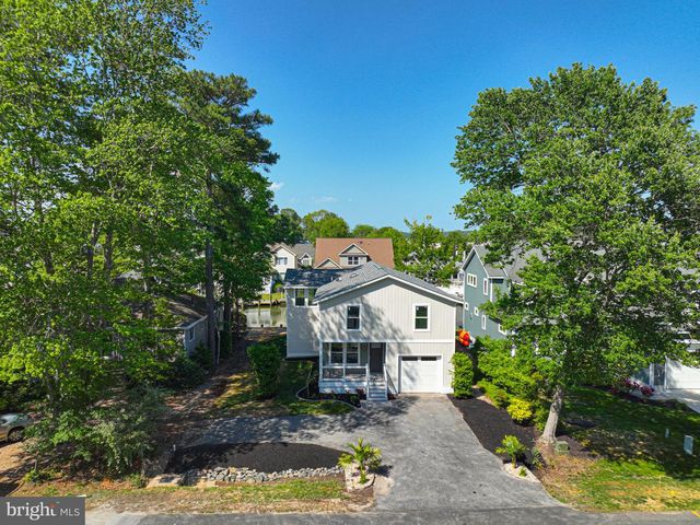 8 GRAND PORT RD, Ocean Pines, MD 21811