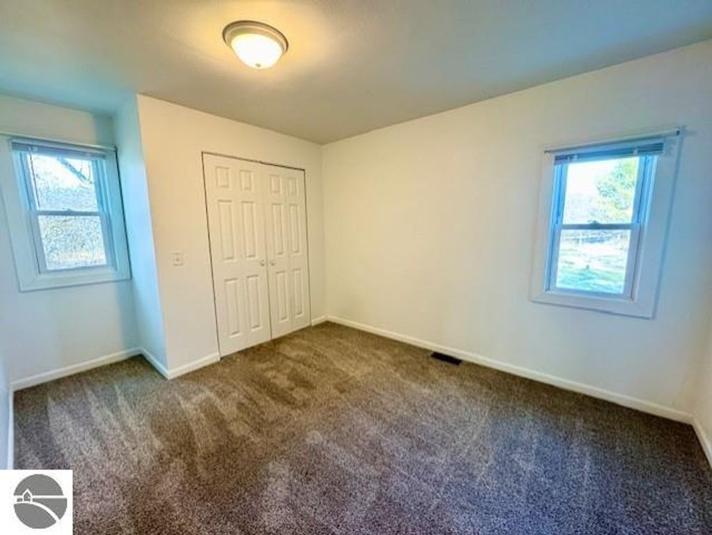 Image 8 of property listing at 421 Brown Street, St Louis, MI 48880