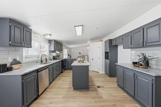 13820 Delta Drive, Venus, TX 76084