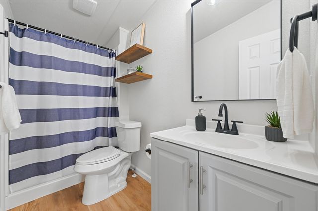 13820 Delta Drive, Venus, TX 76084