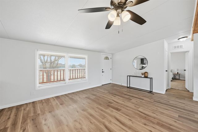 13820 Delta Drive, Venus, TX 76084