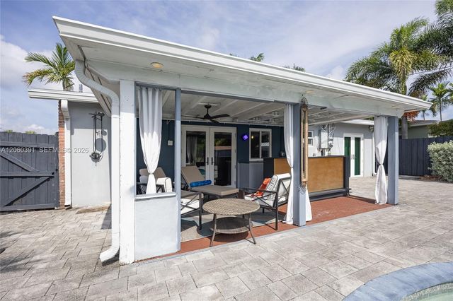 4260 NE 1st Ter, Oakland Park, FL 33334