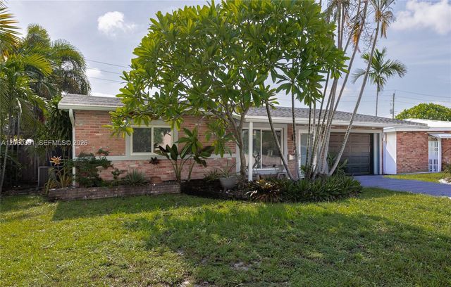 4260 NE 1st Ter, Oakland Park, FL 33334