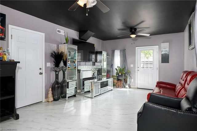 105 Converse Drive, Lexington, NC 27292
