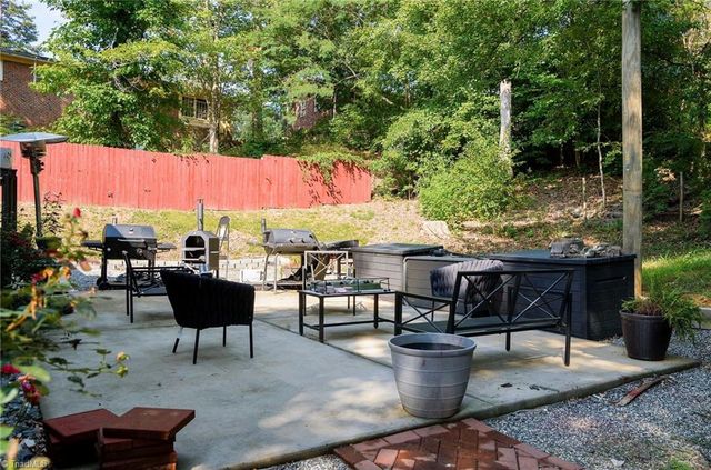 105 Converse Drive, Lexington, NC 27292