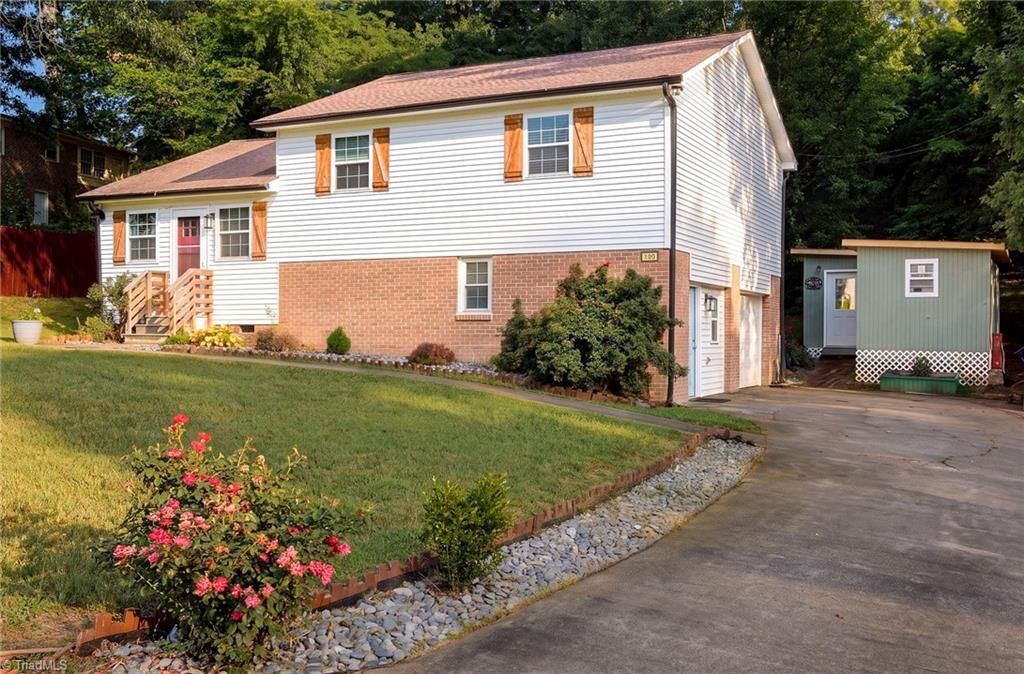 105 Converse Drive, Lexington, NC 27292