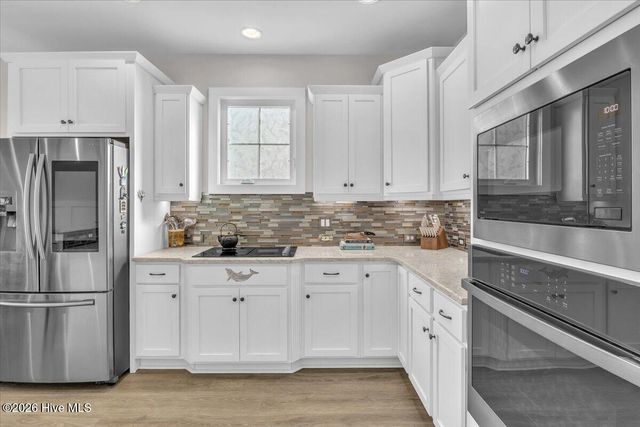 305 Ivy Lane, Carolina Beach, NC 28428