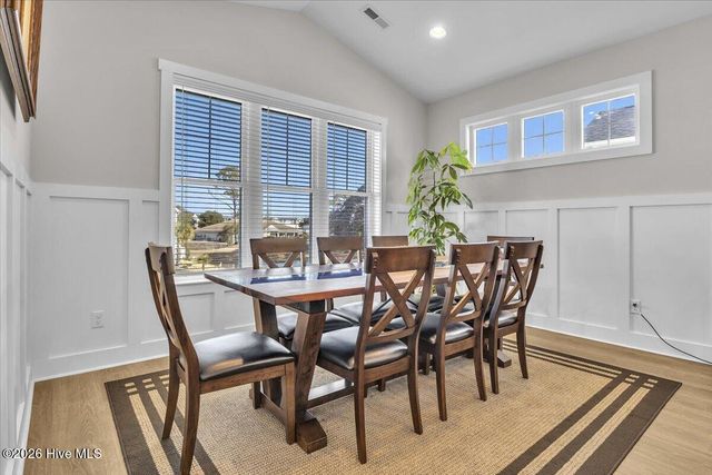 305 Ivy Lane, Carolina Beach, NC 28428