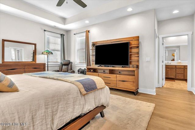 305 Ivy Lane, Carolina Beach, NC 28428